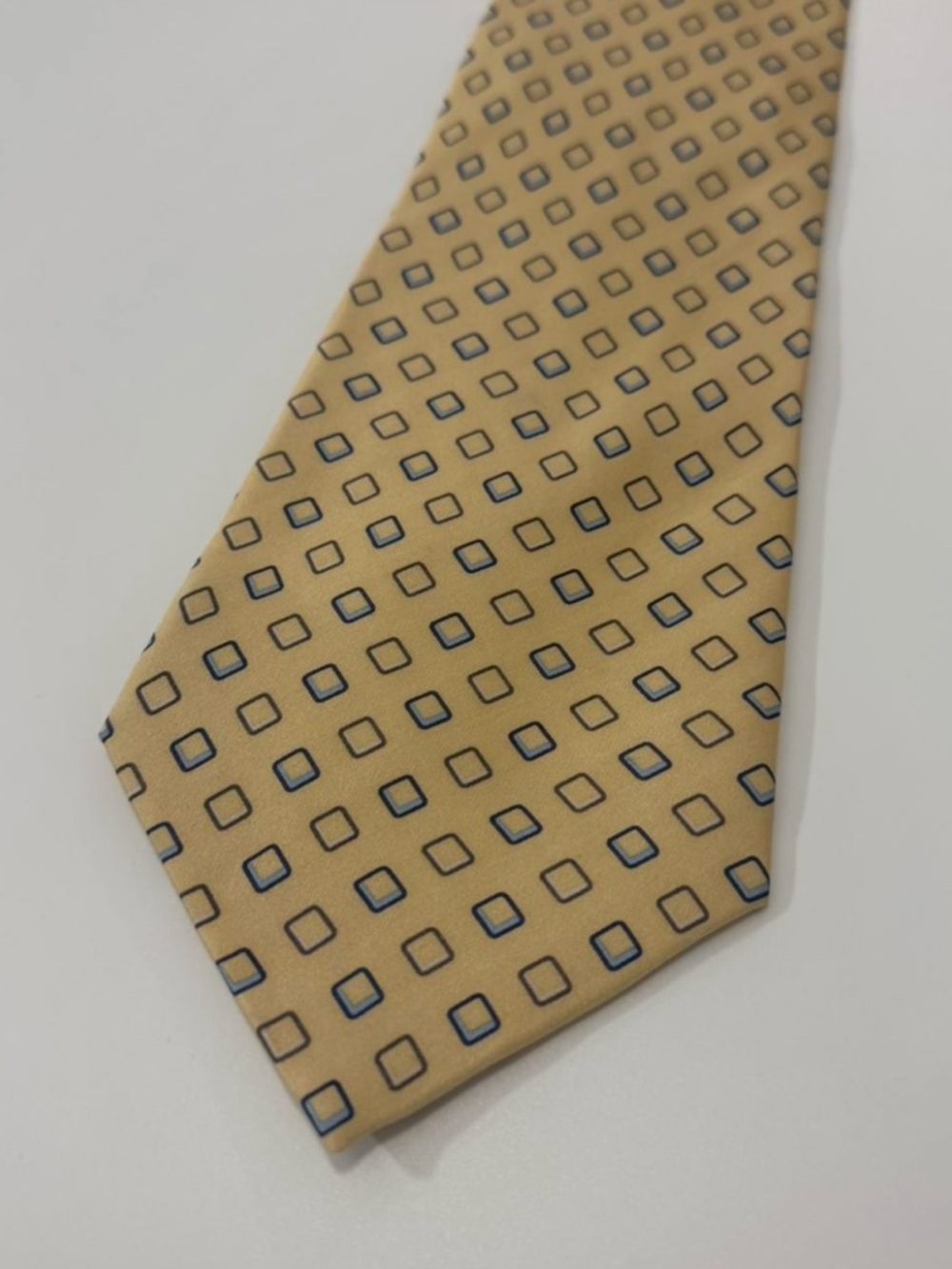 Tan Geometric Square-Pattern Men's Tie - Classic Professional Look